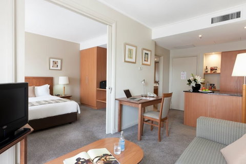 Crowne Plaza Newcastle - Hotel Accommodation 3