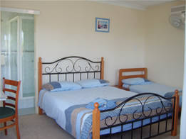 Beale's BedFish & Breakfast - Hotel Accommodation 0
