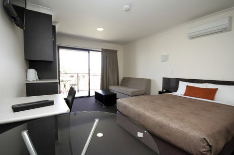 Dalby Fairway Motor Inn - Hotel Accommodation 1