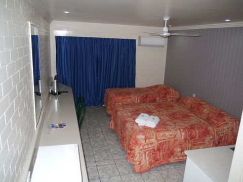 Emu Park Motel - Hotel Accommodation 5