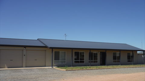 Gippys - Hotel Accommodation 0