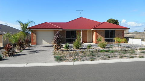 Sea Breeze - Hotel Accommodation 0