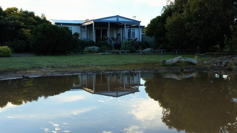 Frangipani Cottage - Hotel Accommodation 0