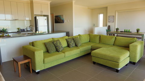 HORIZONS Part Of BLUE FIN HOLIDAY HOMES - Hotel Accommodation 0