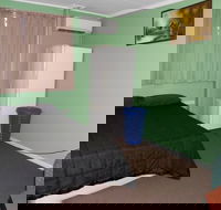 Micks Accommodation Club - Hotel Accommodation