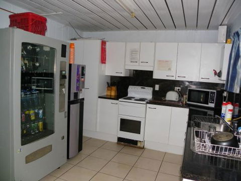 Micks Accommodation Club - Hotel Accommodation 2