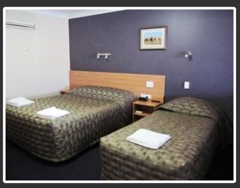 SunPalms Hotel Motel - Hotel Accommodation 1