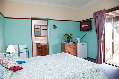 Flaxton Country Lodge Motel QLD P/L - Hotel Accommodation 0