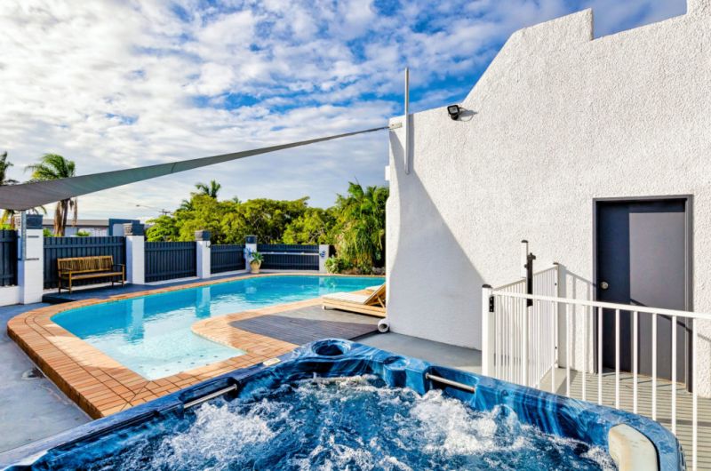 Diglum QLD Hotel Accommodation