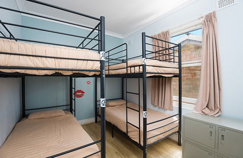Red Star Sydney - Hotel Accommodation 0