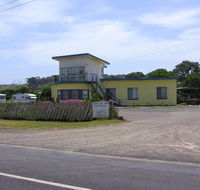 Dutton Way Caravan Park - Hotel Accommodation