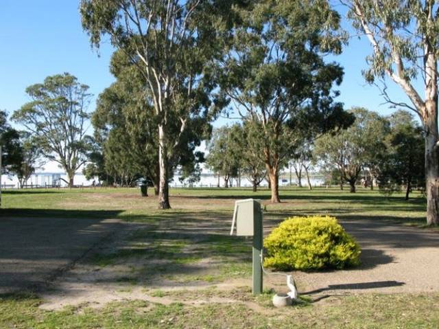 Eagle Point VIC Hotel Accommodation