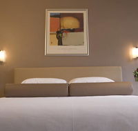 Easystay Studio Apartments - Hotel Accommodation