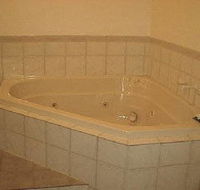 Elizabeth Motor Inn - Hotel Accommodation