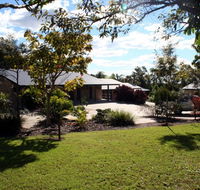 Emeraldene Inn  Eco-Lodge - Hotel Accommodation