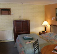 Estelle Kramer Motor Inn - Hotel Accommodation