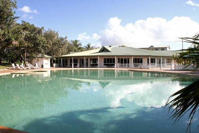 Fraser Island QLD Hotel Accommodation