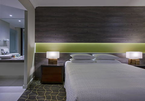 Four Points By Sheraton Perth - Hotel Accommodation 1