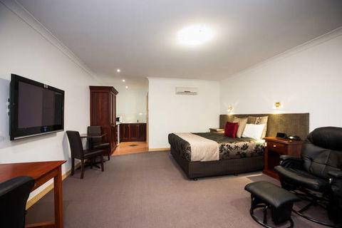 Georgian Motor Lodge - Hotel Accommodation 0