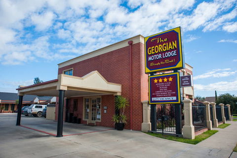 Georgian Motor Lodge - Hotel Accommodation 1