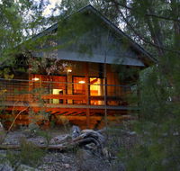 Girraween Environmental Lodge - Hotel Accommodation
