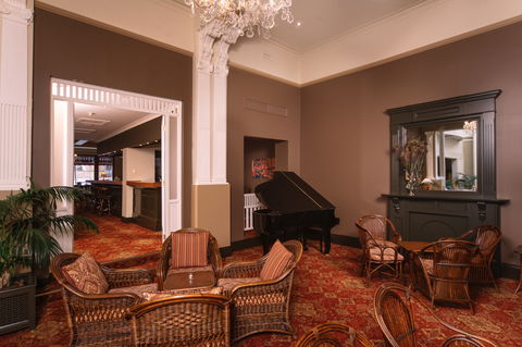 Hadley's Orient Hotel - Hotel Accommodation 9