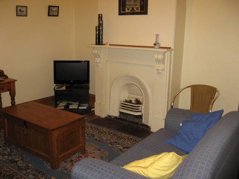 Clyde's Cottage - Hotel Accommodation 2