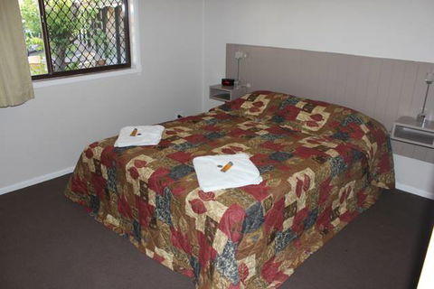 Hervey Bay Colonial Lodge - Hotel Accommodation 0