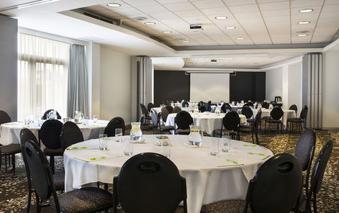 Holiday Inn Melbourne Airport - Hotel Accommodation 4
