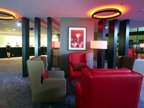 Holiday Inn Townsville - Hotel Accommodation 0