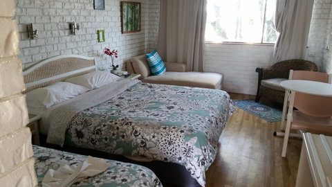 Holland Park Motel - Hotel Accommodation 3