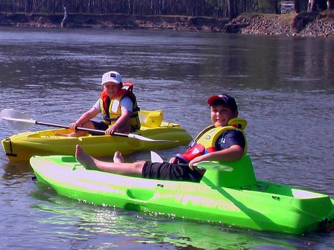 Howlong Caravan Park - Hotel Accommodation 0