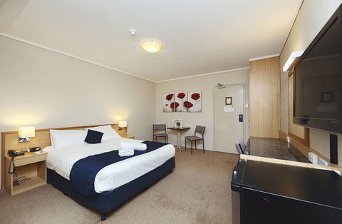 Ibis Styles Canberra - Hotel Accommodation 0