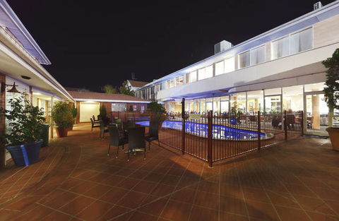 Ibis Styles Canberra - Hotel Accommodation 4