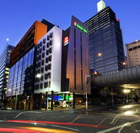 ibis Sydney King Street Wharf - Hotel Accommodation