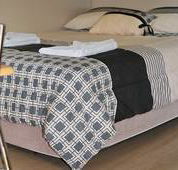 Ipswich Caravan Village - Hotel Accommodation