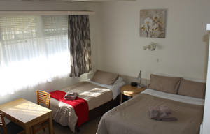 Kaniva Midway Motel - Hotel Accommodation 5