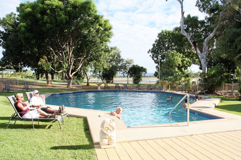 Kununurra Lakeside Resort - Hotel Accommodation 3