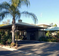 Lake Forbes Motel - Hotel Accommodation