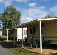 Lake View Caravan Park - Hotel Accommodation