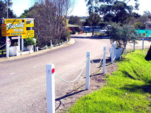 Lakes Entrance Tourist Park - Hotel Accommodation 1