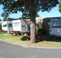 Lakes Haven Caravan Park - Hotel Accommodation