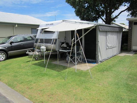 Lakes Haven Caravan Park - Hotel Accommodation 4