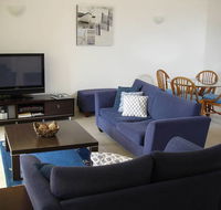 Lennox Beach Resort - Hotel Accommodation