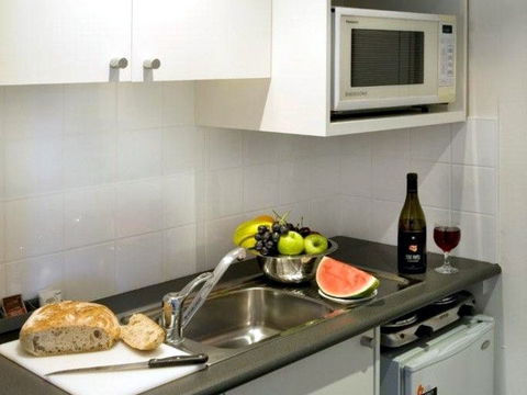 Macleay Serviced Apartment/Hotel - Hotel Accommodation 7