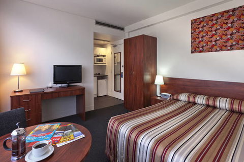 Macleay Serviced Apartment/Hotel - Hotel Accommodation 9