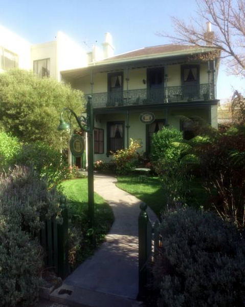 Magnolia Court Boutique Hotel - Hotel Accommodation 1