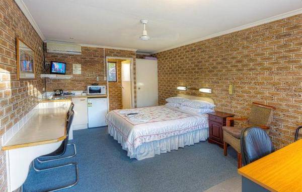 Marcoola QLD Hotel Accommodation
