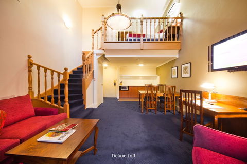 Mercure Canberra - Hotel Accommodation 3