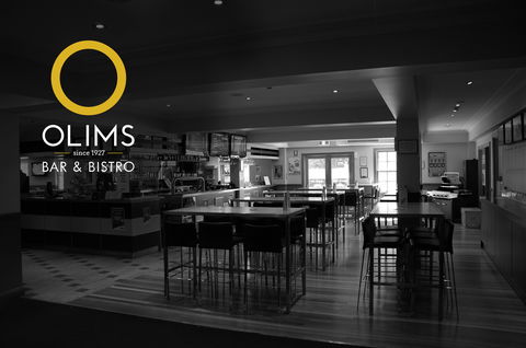 Mercure Canberra - Hotel Accommodation 6